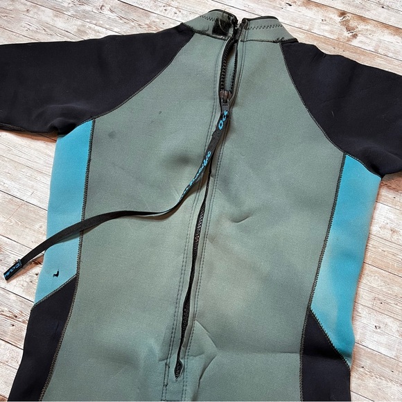 💚Ocean Pacific shorty wetsuit - Picture 4 of 8